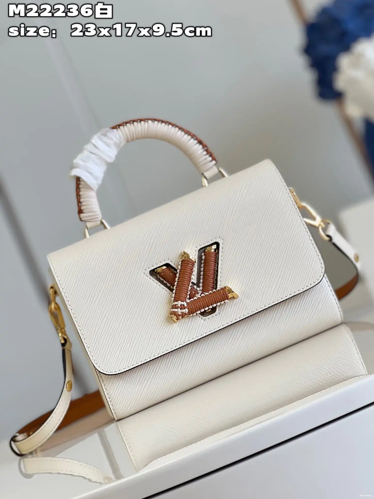 LOUIS TWIST VUITTON MM 0527